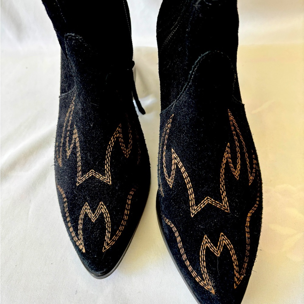 Matisse | Vox Western Embroidered Bootie in Black Suede - 9.5